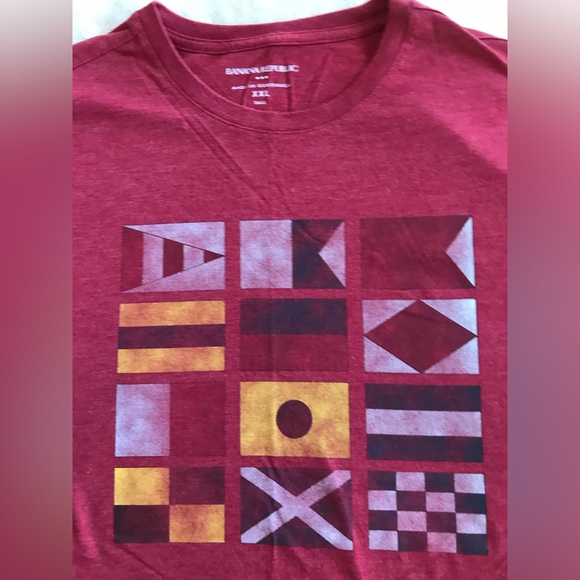 Banana Republic Red Graphic Tee - Picture 3 of 4